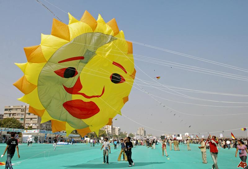 india-internaional-kite-festival-2010-1-11-13-42-56