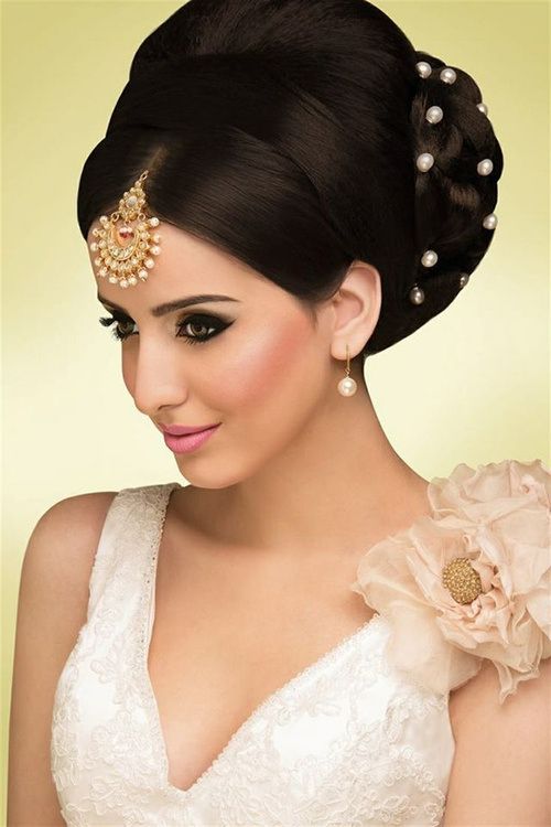 Best Indian Reception Bridal Hairstyles for All Hair, Face, & Dress Types