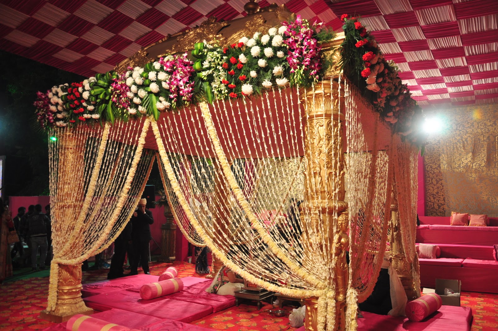 Have You Finalised The Mandap Decor Yet Here S A Heads Up