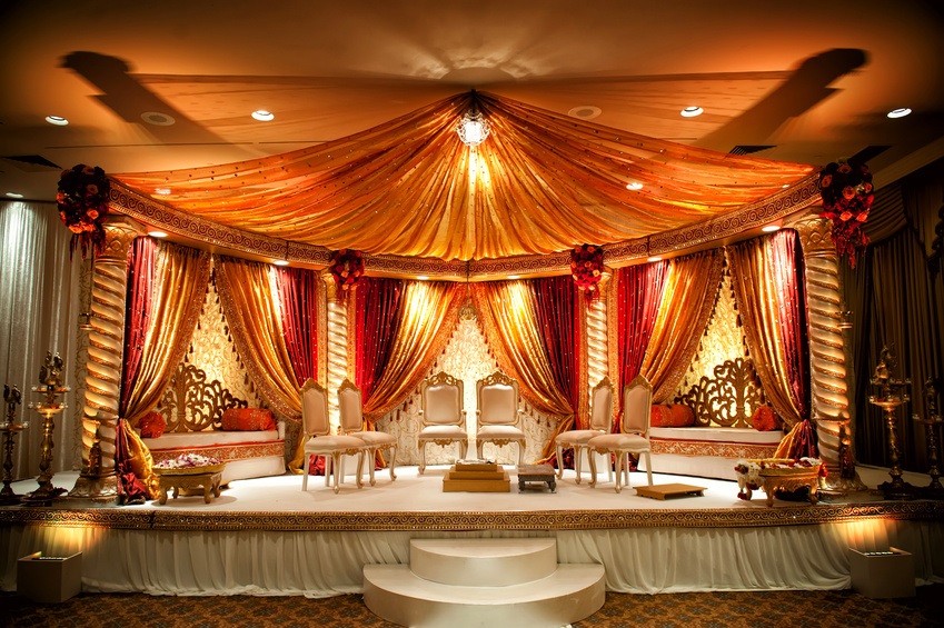 http://loveandlifestyles.com/wp-content/uploads/2013/09/wedding_planning.jpg