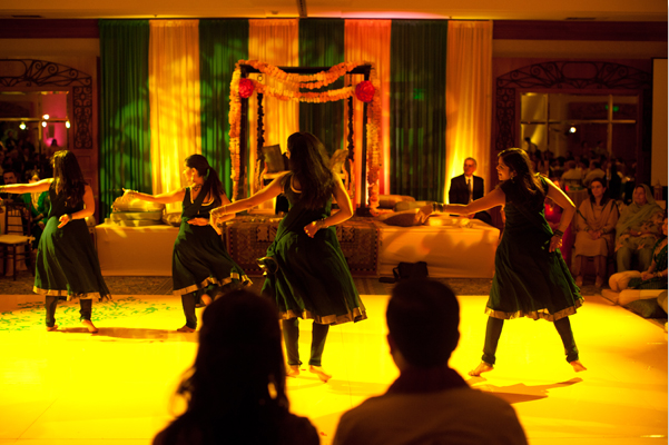http://trendymods.com/wp-content/uploads/2014/09/4.-dance-on-Sangeet ...