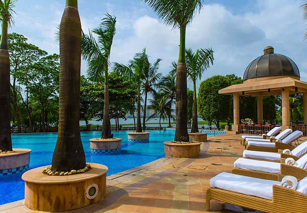 mumbai hotels with swimming pool