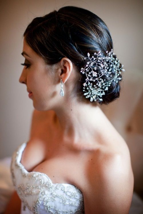 Top 101+ Bridal Hairstyles That Need To Be In Every Bride's Gallery |  WeddingBazaar